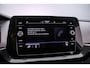 Volkswagen T-Cross Life Edition 1.0 TSI 95pk Adaptive cruise control, Stoelverwarming, Parkeersensoren, App connect, Airco, DAB, Radio, LED koplampen