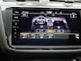 Volkswagen Tiguan 1.4 TSI eHybrid R-Line Business+ 245 PK| Dealeronderhouden | Panoramadak | Trekhaak | Navigatie Pro | Achteruitrijcamera | Achterklep Elektrisch | 20 Inch Velgen