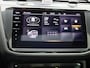 Volkswagen Tiguan 1.4 TSI eHybrid R-Line Business+ 245 PK| Dealeronderhouden | Panoramadak | Trekhaak | Navigatie Pro | Achteruitrijcamera | Achterklep Elektrisch | 20 Inch Velgen