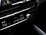 BMW 5-Serie M550i xDrive High Executive | HARMAN KARDON | COMFORT ACCES | BMW LASER LIGHT | 20 INCH | SCHUIF-KANTELDAK | ADAPTIVE CRUISE CONTROL | VOLLEDIG BMW DEALER ONDERHOUDEN | SOPHISTO GRAU |