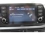 Hyundai Bayon 1.0 T-GDI Premium Sky DAB, extra getint glas achter.