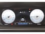 Hyundai Bayon 1.0 T-GDI Premium Sky DAB, extra getint glas achter.