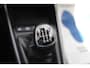 Hyundai Bayon 1.0 T-GDI Premium Sky DAB, extra getint glas achter.