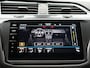 Volkswagen Tiguan 1.4 TSI eHybrid Elegance Automaat - IQ light - Panorama-dak - HUD - Leer - Navigatie - Stoelverwarming - 360 Camera