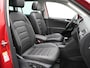 Volkswagen Tiguan 1.4 TSI eHybrid Elegance Automaat - IQ light - Panorama-dak - HUD - Leer - Navigatie - Stoelverwarming - 360 Camera