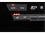 Audi Q4 e-tron 35 Launch edition 55 kWh SOH 89% Trekhaak/ Camera/ Stoelverwarming/ Navigatie Apps/ Adapt. cruise/ Carplay/ Elektr. achterklep