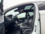 Volvo XC60 2.0 T5 FWD R-Design | Trekhaak | Panoramadak | Achteruitrijcamera | Parkeersensoren | Cruise Control Adaptief | BLIS | Keyless Entry | Harman Kardon Audio