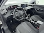 Peugeot 2008 1.2 100pk Allure | AppleCarPlay/Android | Parkeersensoren | Climate control | Cruise control | 17'' LM velgen