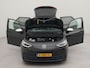 Volkswagen ID.3 First Plus 58 kWh | SoH 94,6 %  | Apple Carplay | Navigatie | Voorstoelen verwarmd | Achteruitrij camera | Parkeersensoren voor en achter | Spraakbediening | Voorstoelen verwarmd | Wifi |