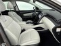 Hyundai Tucson 1.6 T-GDI PHEV Premium Sky 4WD | Schuif kanteldak | Trekhaak 1350kg |  Dodehoek detectie | Stoel verwarming & verkoeling | Navigatie |