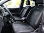 Volkswagen T-Cross 1.5 TSI 150pk DSG R-Line | Trekhaak afneembaar | Achteruitrijcamera | Stoelverwarming | Apple Carplay/Android Auto |