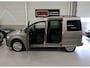 Volkswagen Caddy 1.4 TSI Comfortline 5 zitplaatsen, 2x schuifdeur, airco-ecc, app connect, stoelverwarming, pdc, multifunctioneel stuurwiel, extra getint glas, boekjes aanwezig, sportvelgen