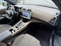 DS 7 Crossback 180pk So Chic (Elektrisch Schuifdak - Trekhaak - Focal Electra - Stoelverwarming - 20"- Camera - LED - Navigatie - Draadloos laden)