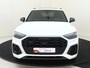 Audi Q5 55 TFSI e S edition Competition | SoH 97% | Panoramadak | Trekhaak | Head-up display | Keyless | Optiek zwart Plus | 360 camera | Parkeerassistent | Navigatie Plus |