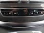 Mercedes-Benz EQV 300 L2 90 kWh | MARGE | 6-ZITS | NAVIGATIE | PARKEERCAMERA | LM VELGEN | STOELVERWARMING/KOELING | LEDEREN BEKLEDING | BURMESTER |