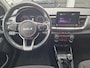 Kia Stonic 1.0 T-GDi MHEV DynamicPlusLine 1e eign. Nieuw geleverd en dealeronderhoude, Climate control, Smart Key, Privacy glass, LMV, Cruise control