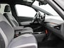 Volkswagen ID.3 First Plus 58 kWh incl afneembare trekhaak | SoH 92,1 % | Apple Carplay | Afneembare trekhaak | Navigatie | Achteruitrij camera | Parkeersensoren voor en achter | Wifi | Spraakbediening | Voorstoelen verwarmd |