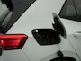 Volkswagen ID.3 First Plus 58 kWh incl afneembare trekhaak | SoH 92,1 % | Apple Carplay | Afneembare trekhaak | Navigatie | Achteruitrij camera | Parkeersensoren voor en achter | Wifi | Spraakbediening | Voorstoelen verwarmd |