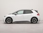 Volkswagen ID.3 First Plus 58 kWh incl afneembare trekhaak | SoH 92,1 % | Apple Carplay | Afneembare trekhaak | Navigatie | Achteruitrij camera | Parkeersensoren voor en achter | Wifi | Spraakbediening | Voorstoelen verwarmd |