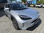 Toyota Yaris Cross HYBRID 130 DYNAMIC NIEUW & DIRECT LEVERBAAR!!! COMFORT-PACK PARK-SENSOREN BLIND-SPOT STOEL/STUURVERW NAVI APPLE/ANDROID