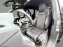 Audi SQ7 4.0 TFSI SQ7 quattro Incl nieuwe service beurt bij Pon en Nieuwe APK bij aflevering / Carbon Package / Full Options Luchtvering / 3X S-Line / Panorama dak / Dealerauto / 1e Eigenaar /