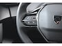 Peugeot e-2008 EV Allure Avantage 54 kWh | Navigatie | Adaptive Cruise | Achteruitrijcamera | Climate Control | Draadloos Apple Carplay & Android Auto | !!