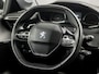Peugeot 208 1.2 PureTech Sport Automaat (APPLE CARPLAY, PARKEERSENSOREN, GETINT GLAS, SPORTSTOELEN, CRUISE, LANE ASSIST, NIEUWSTAAT)