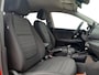 Kia Stonic 1.0 T-GDi MHEV DynamicPlusLine | Navigatie | Camera | Climate control | Cruise control | Keyless met startknop | Getinte ramen achter |