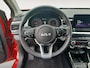 Kia Stonic 1.0 T-GDi MHEV DynamicPlusLine | Navigatie | Camera | Climate control | Cruise control | Keyless met startknop | Getinte ramen achter |
