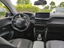 Peugeot e-208 EV Allure Pack 50 kWh 3 Fase | Adaptive Cruise | Stoelverwarming | Navigatie 3D | Achteruitrijcamera | Allseason | Keyless-Entry | !!