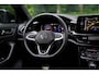 Volkswagen T-Roc 1.5 TSI R-line | Panorama | Keyles | Camera | IQ Light | Beats | Carplay