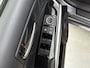 Lexus IS 300h First Edition | Elektrisch Verstelbare Stoelen | Cruise Control Adaptief | Parkeersensoren |