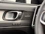 Volvo XC40 T4 Plug-in hybrid Plus Dark | Verwarmbare voorstoelen en stuurwiel | 360 graden camera | Apple carplay/Android auto | Adaptieve cruise control |