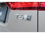 Volvo V60 T6 Twin Engine AWD AUT8 350PK Inscription | Geventileerde voorstoelen met massage | Stoelverwarming | Adaptieve Cruise Control met Pilot Assist | BLIS dodehoekdetectie | 19” lichtmetalen velgen | Elektrisch verstelbare voorstoelen met geheugen | Trekhaak, semi elektrisch inklapbaar