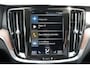 Volvo V60 T6 Twin Engine AWD AUT8 350PK Inscription | Geventileerde voorstoelen met massage | Stoelverwarming | Adaptieve Cruise Control met Pilot Assist | BLIS dodehoekdetectie | 19” lichtmetalen velgen | Elektrisch verstelbare voorstoelen met geheugen | Trekhaak, semi elektrisch inklapbaar