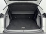 Peugeot e-2008 SUV EV GT 50 kWh 136pk | Accu 94% | Schuif/kanteldak | Navigatie | Stoelverwarming | Dodehoekbewaking | Adaptieve Cruise Control