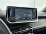 Peugeot e-2008 SUV EV GT 50 kWh 136pk | Accu 94% | Schuif/kanteldak | Navigatie | Stoelverwarming | Dodehoekbewaking | Adaptieve Cruise Control