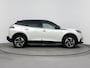 Peugeot e-2008 SUV EV GT 50 kWh 136pk | Accu 94% | Schuif/kanteldak | Navigatie | Stoelverwarming | Dodehoekbewaking | Adaptieve Cruise Control