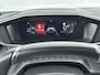 Peugeot e-2008 SUV EV GT 50 kWh 136pk | Accu 94% | Schuif/kanteldak | Navigatie | Stoelverwarming | Dodehoekbewaking | Adaptieve Cruise Control