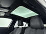 Peugeot e-2008 SUV EV GT 50 kWh 136pk | Accu 94% | Schuif/kanteldak | Navigatie | Stoelverwarming | Dodehoekbewaking | Adaptieve Cruise Control