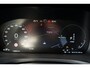 Volvo V60 T6 Recharge AWD R-Design | Elektrisch verstelbare bestuurdersstoel met geheugen | Adaptive Cruise Control & Pilot Assist | Premium Audio Harman & Kardon | Rondomzicht camera | Voorstoelen en stuurwiel verwarmd | Achterbank verwarmd | Trekhaak semi elektrisch | Keyless entry & drive | Dodehoekdetectie met correctie | Apple Carplay & Android Auto | Extra getint glas | Standkachel |