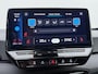 Volkswagen ID.3 Pro Business 58 kWh | Navigatie | Camera | Stuur-/ Stoelverwarming | 19" |