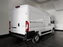 Citroën Jumper 2.2 BlueHDi 140 L2H3 3.5t | NIEUW BPM VRIJ | Achteruitrijcamera | Airco (automatisch) | Bestuurdersstoel verwarmd