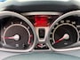Ford Fiesta 1.4 Ghia |Automaat|2e Eigenaar|Trekhaak|Airco|PDC|ElektrischeRamen|LMV|Apk tot 13-02-2027|