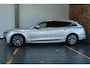 Volvo V90 B4 Inscription | Panoramadak | Harman Kardon Premium Audio | Stoelverwarming | Electrische Semi-Wegklapbare Trekhaak | Head-Up Display | Dealeronderhouden | 360° Parkeercamera | Parkeersensoren voor + achter |
