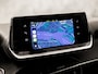 Peugeot 2008 1.2 PureTech Allure Pack 131Pk Automaat (APPLE CARPLAY, GROOT NAVI, LEDER, STOELVERWARMING, SPORTSTOELEN, KEYLESS, GETINT GLAS, NIEUWE APK, NIEUWSTAAT)