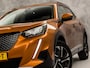 Peugeot 2008 1.2 PureTech Allure Pack 131Pk Automaat (APPLE CARPLAY, GROOT NAVI, LEDER, STOELVERWARMING, SPORTSTOELEN, KEYLESS, GETINT GLAS, NIEUWE APK, NIEUWSTAAT)