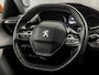 Peugeot 2008 1.2 PureTech Allure Pack 131Pk Automaat (APPLE CARPLAY, GROOT NAVI, LEDER, STOELVERWARMING, SPORTSTOELEN, KEYLESS, GETINT GLAS, NIEUWE APK, NIEUWSTAAT)