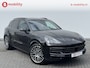 Porsche Cayenne 3.0 E-Hybrid Platinum Edition Sport Chrono Pakket Trekhaak 3500kg Dealer onderhouden! | PDLS | Panoramadak | Stoelverwarming/Ventilatie | BOSE | 360 Camera
