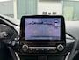 Ford Fiesta 1.0 EcoBoost Hybrid Vignale | Dealer onderhouden | NL auto | Adaptief cruise control | BLIS | Winter pack | Parkeersensoren voor en achter | Achteruitrijcamera | 17" lichtmetalen velgen | Draadloos opladen mobiel | Privacy glas |
